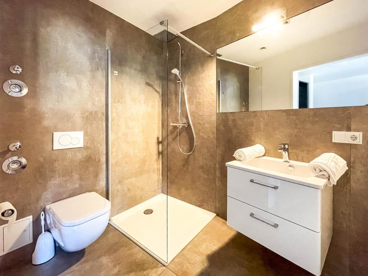 Stilvolles Apartment Mit Parkplatz, Barrierefrei Reinheim Esterno foto
